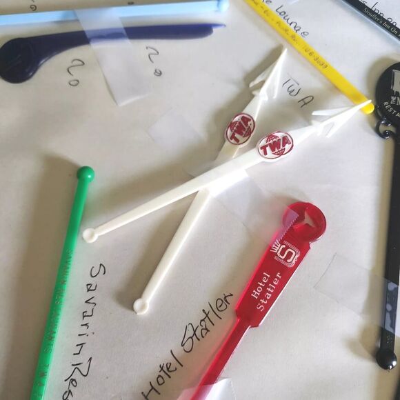 37 Pcs Swizzle Stir Sticks Barware Hotel Restaurant Travel Lodge Vtg Advertising - Picture 15 of 16